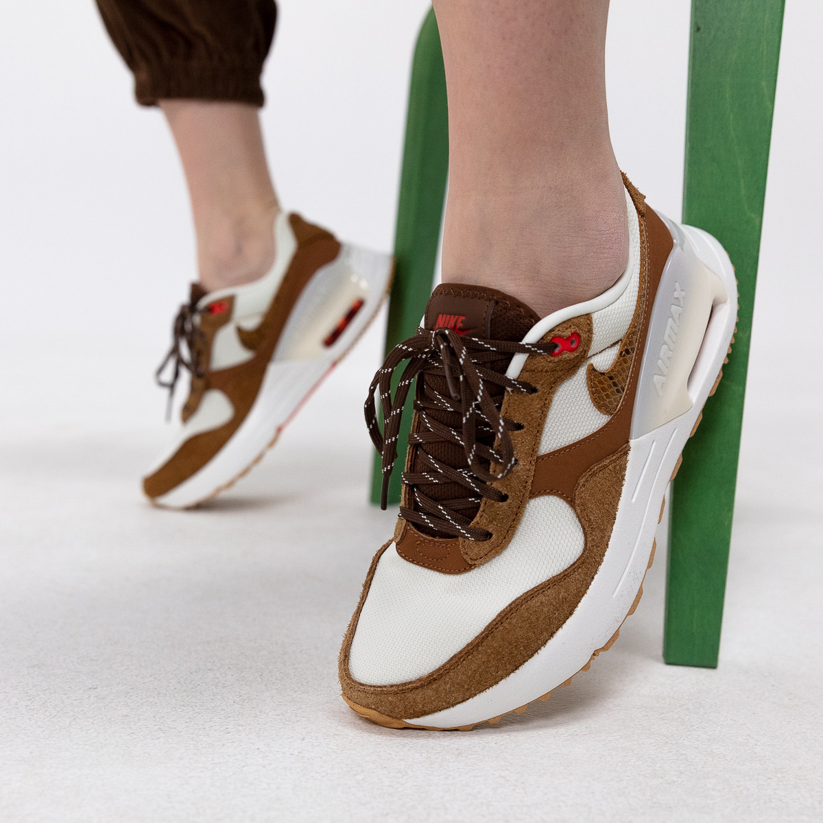 NIKE Patike Air Max SYSTEM Special Edition