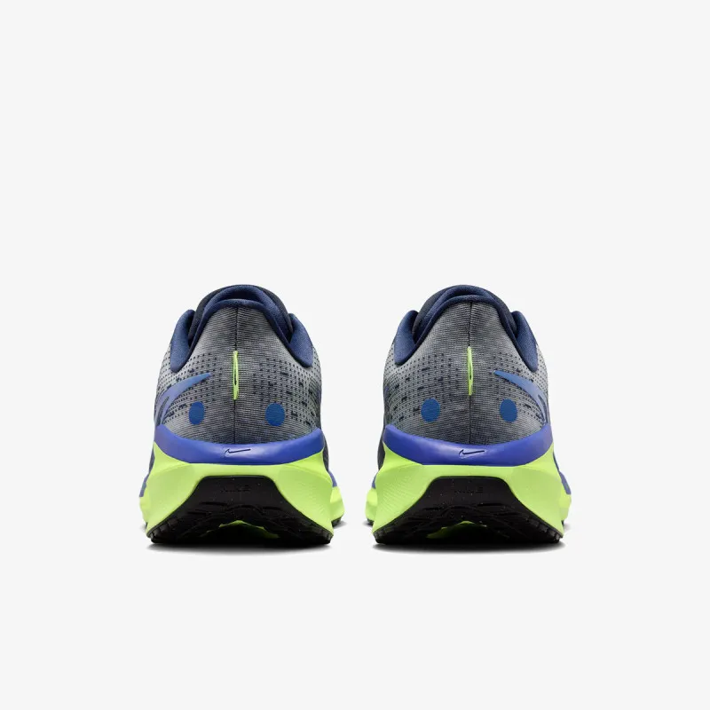 NIKE Patike Vomero 17