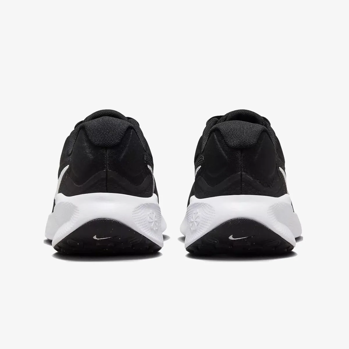 NIKE Patike Revolution 7