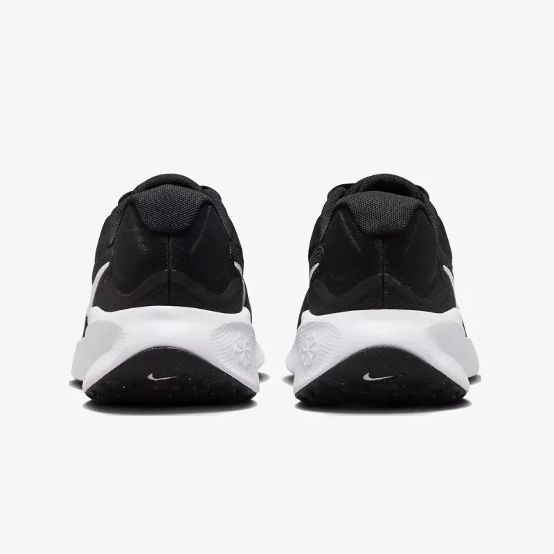 NIKE Patike Revolution 7