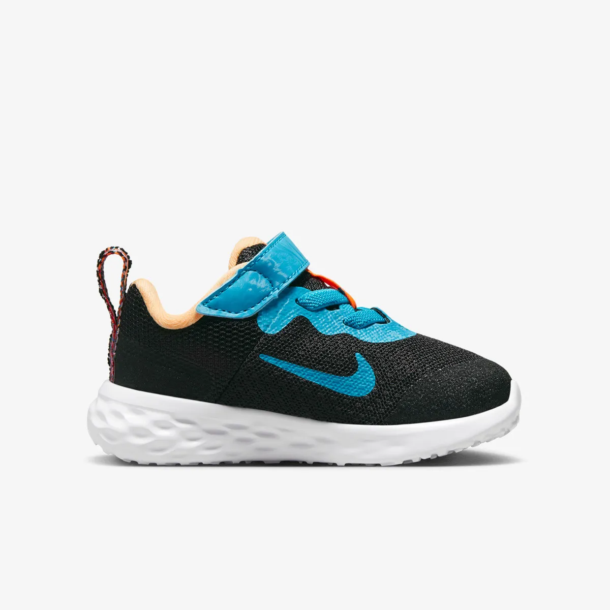 NIKE Patike REVOLUTION 6