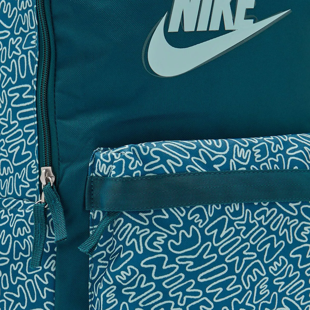 NIKE Ranac Heritage 