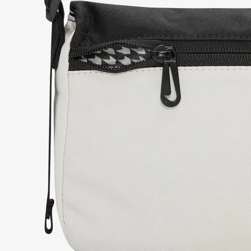 NIKE Torbica Futura Plaid 