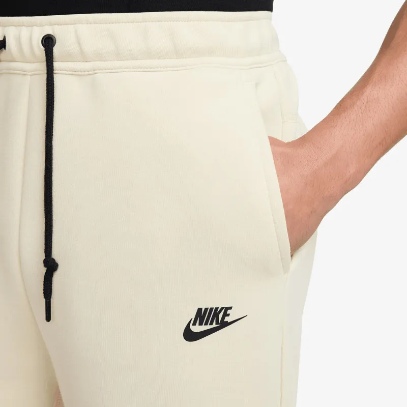 NIKE Šorc Tech Fleece 