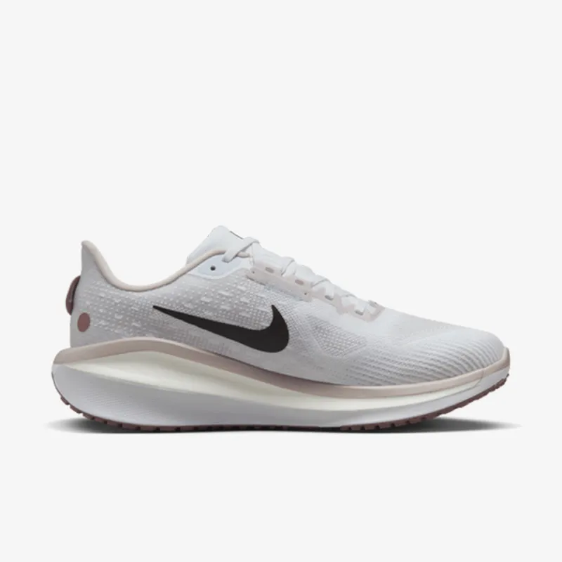 NIKE Patike W NIKE VOMERO 17