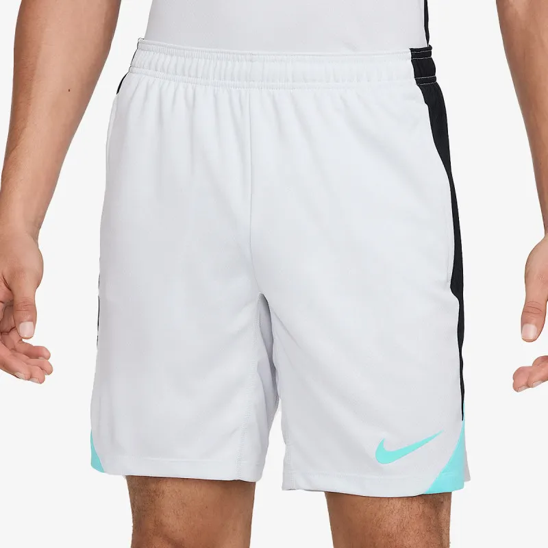 NIKE Šorc Strike