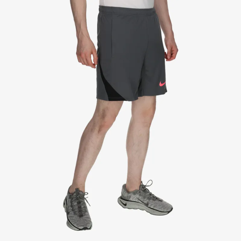 NIKE Šorc Strike