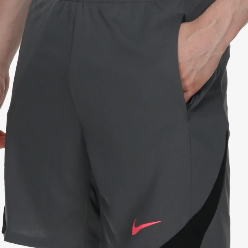 NIKE Šorc Strike