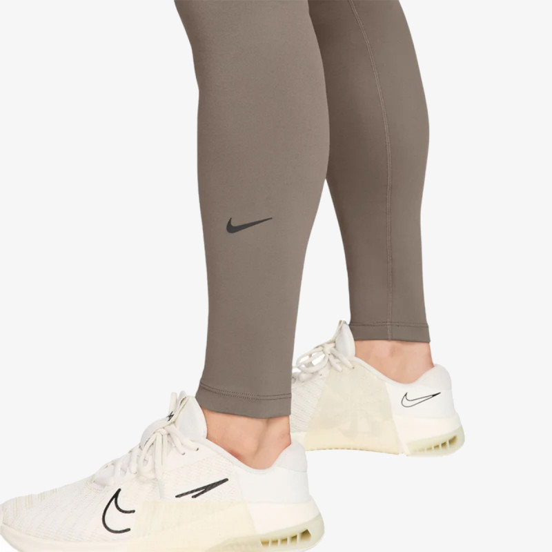 NIKE Helanke One