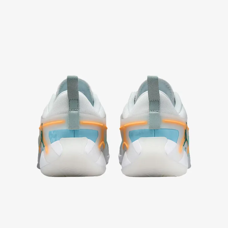 NIKE Patike Jordan Heir 