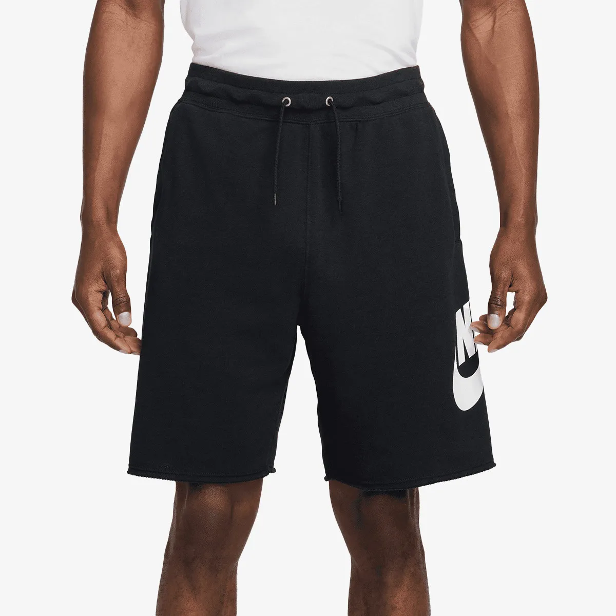 NIKE Šorc Club Alumni