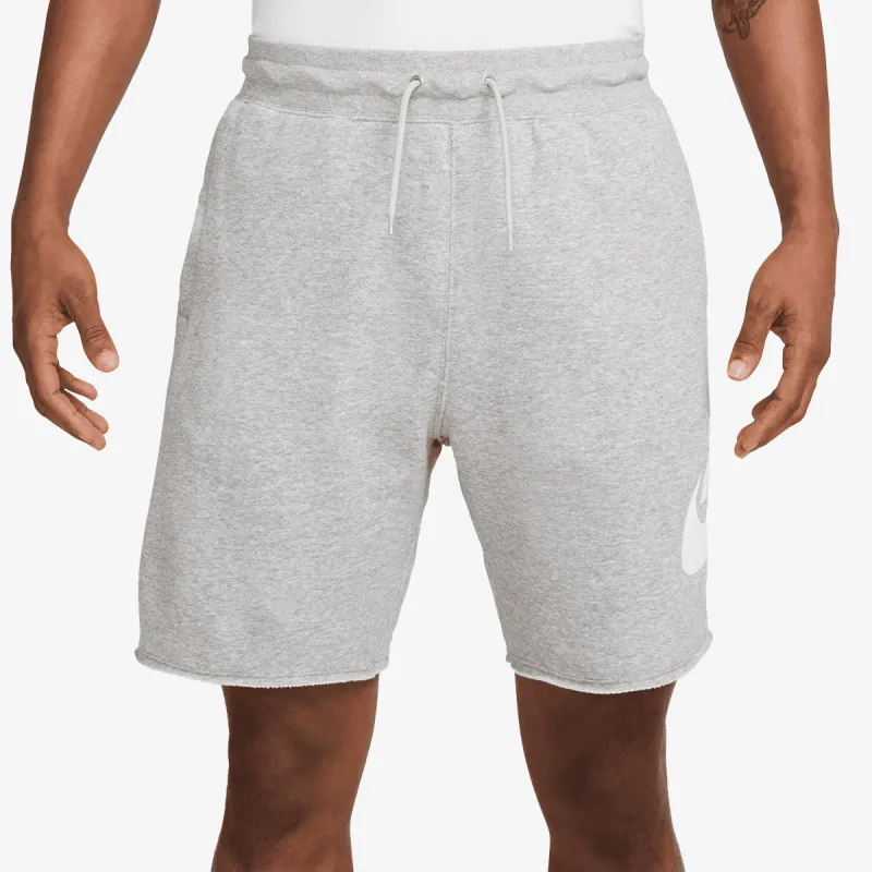 NIKE Šorc Club Alumni