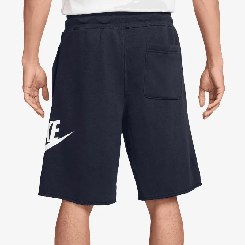 NIKE Šorc Club Alumni