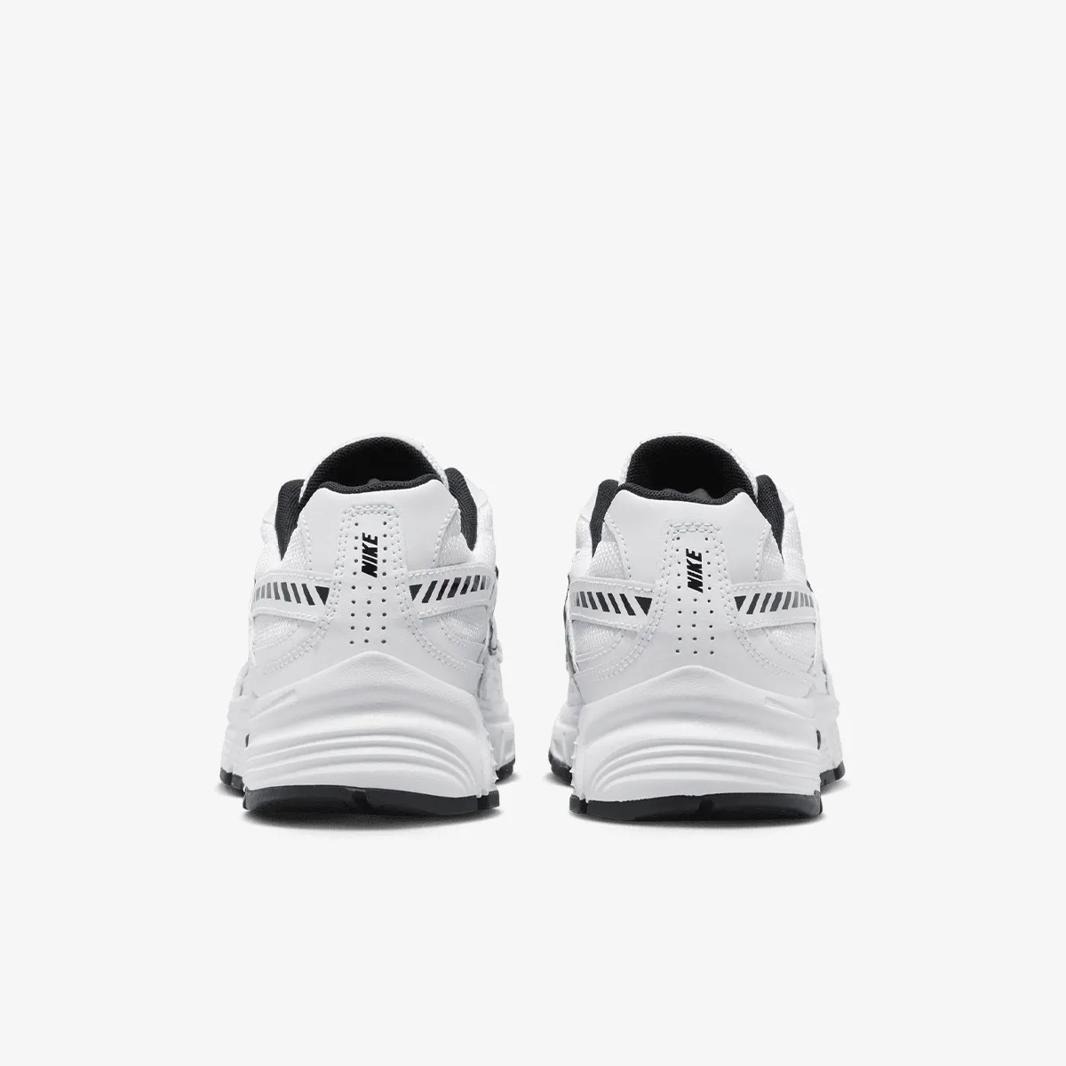 NIKE Patike Initiator