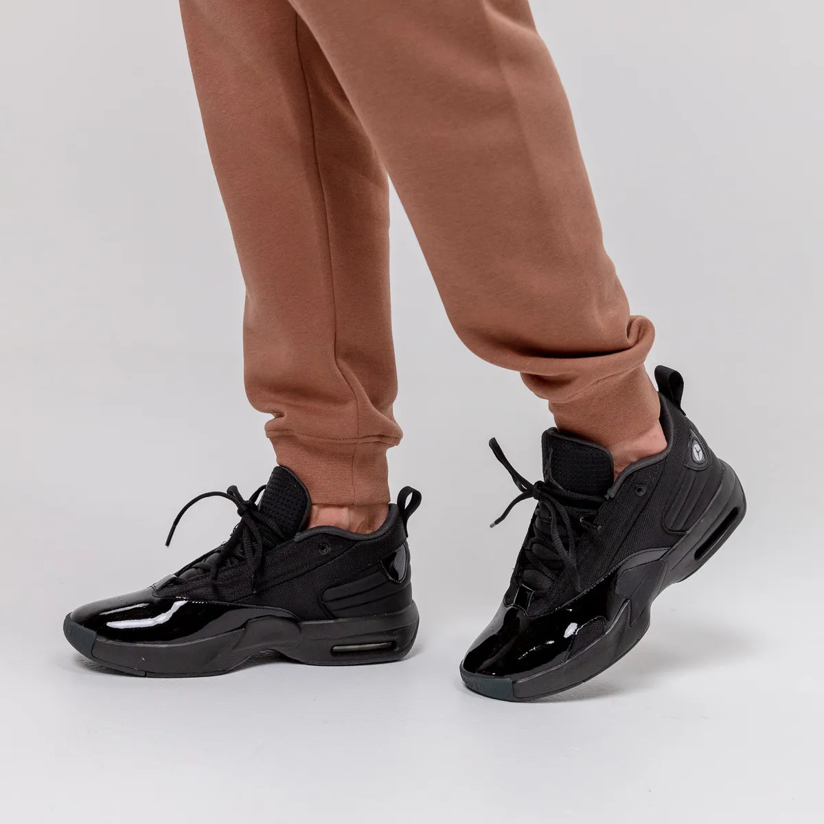 NIKE Patike Jordan Max Aura 6 