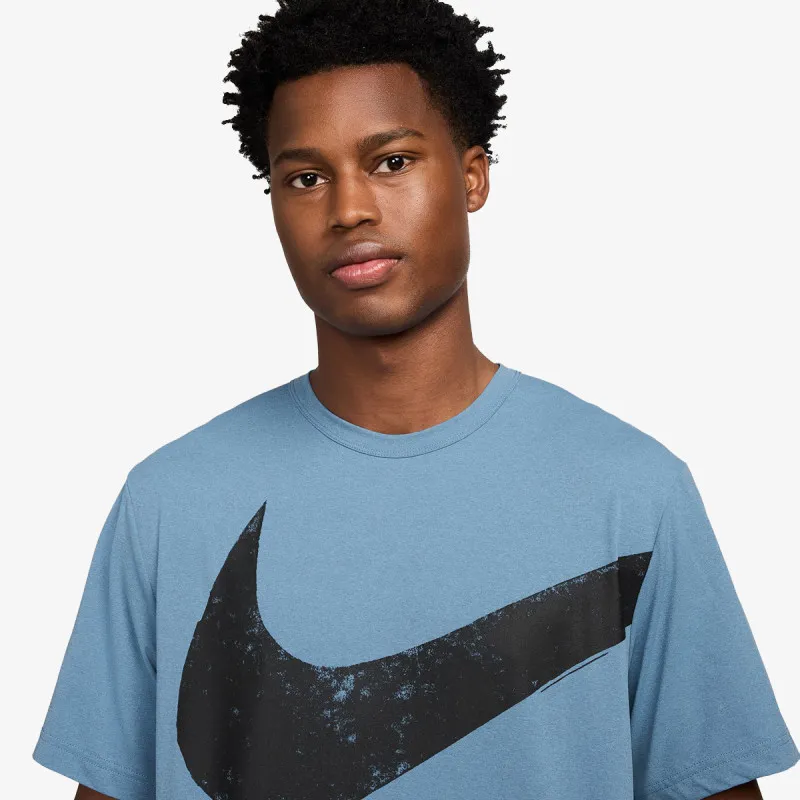NIKE Majica Hyverse Swoosh 