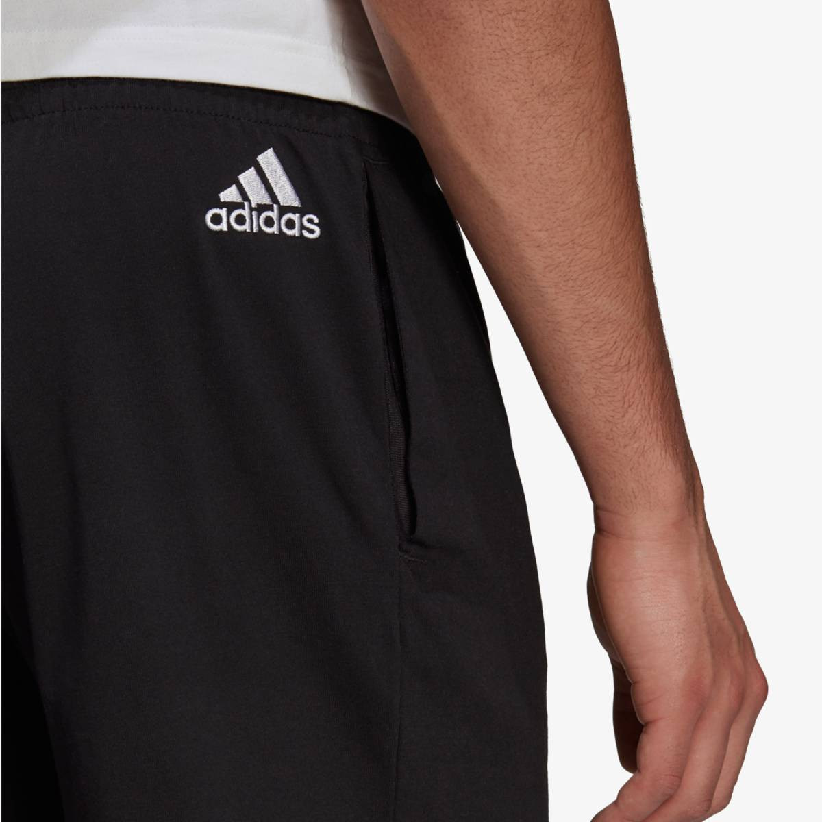 ADIDAS Šorc Essentials