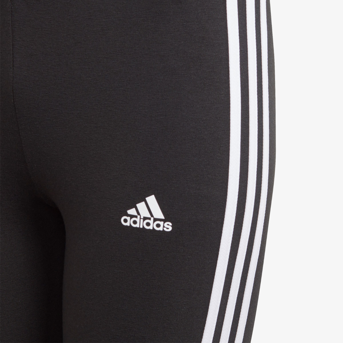 ADIDAS Helanke ESSENTIALS