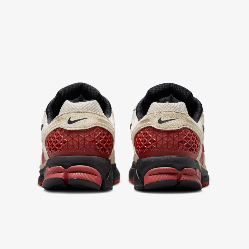 NIKE Patike Vomero 5