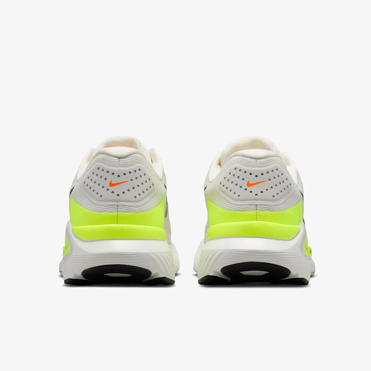 NIKE Patike Structure 26 