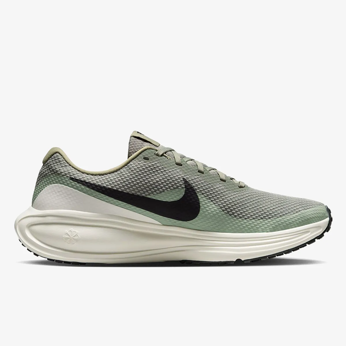 NIKE Patike Revolution 8