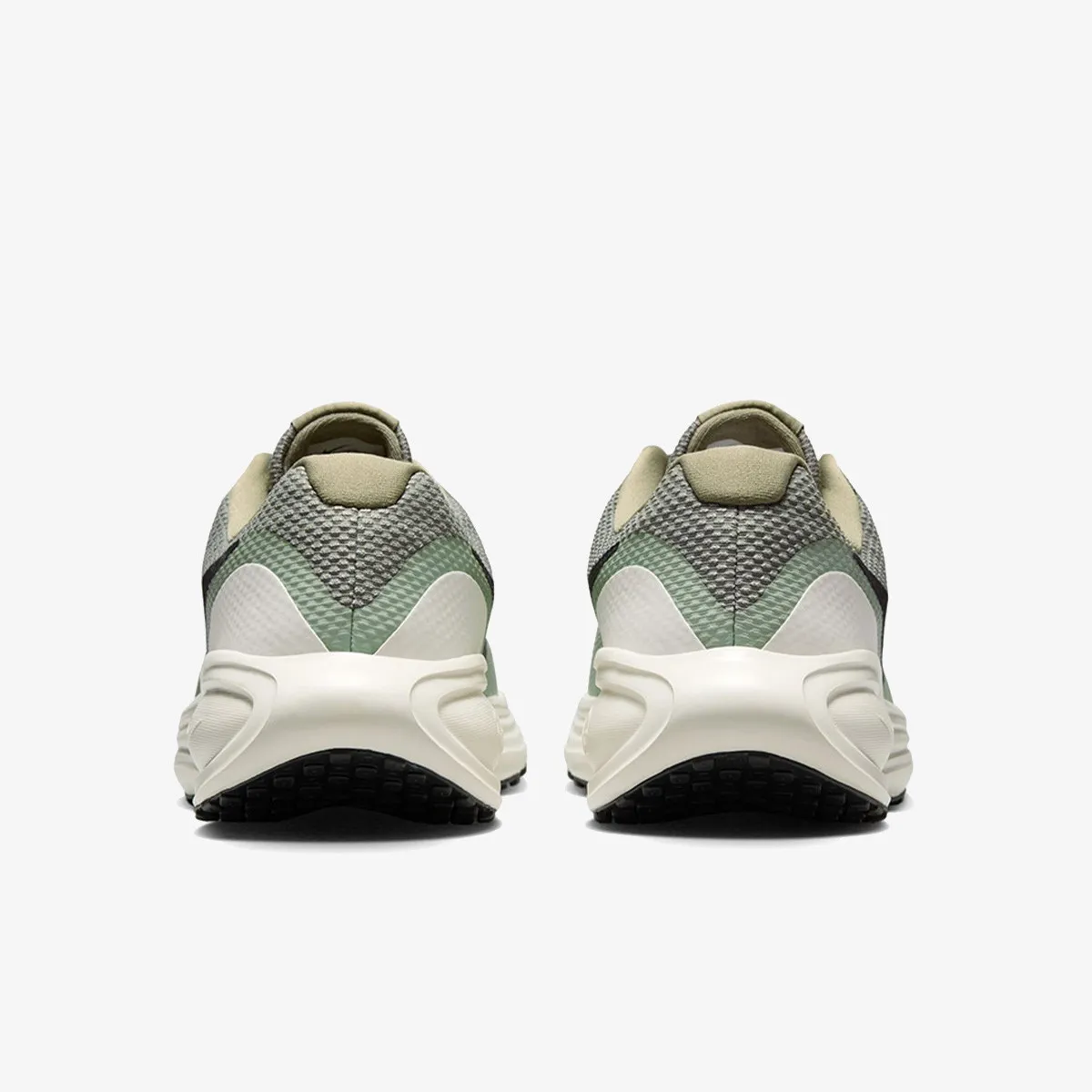 NIKE Patike Revolution 8