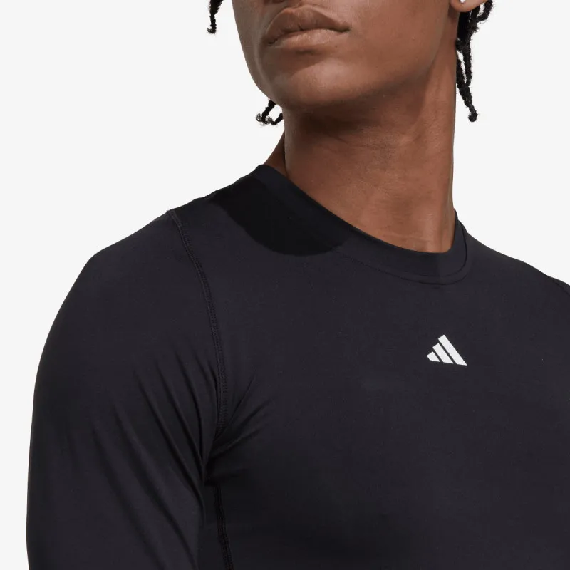 ADIDAS Majica dugih rukava Techfit 