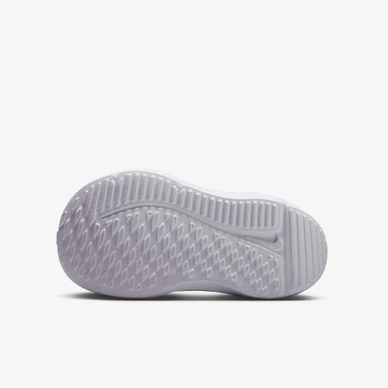 NIKE Patike Cosmic Runner