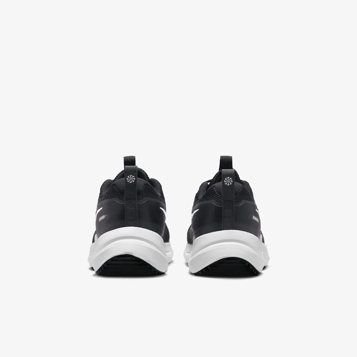 NIKE Patike Cosmic Runner