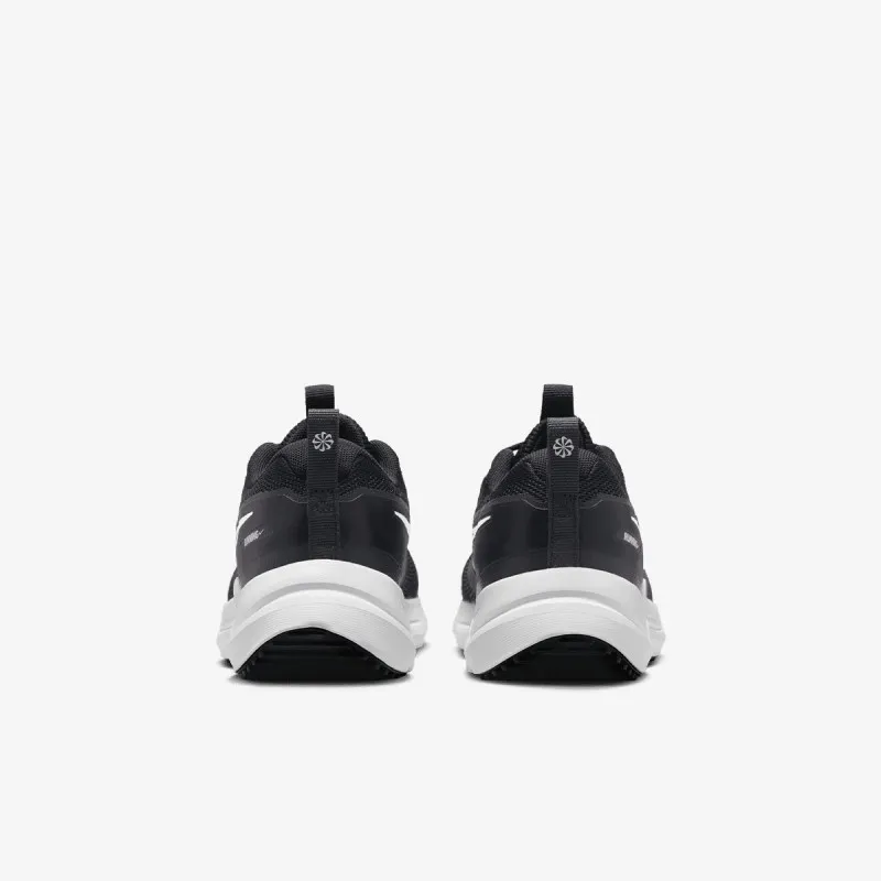 NIKE Patike Cosmic Runner 