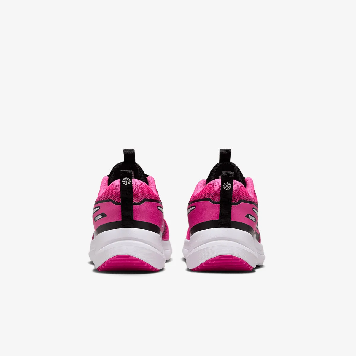 NIKE Patike Cosmic Runner