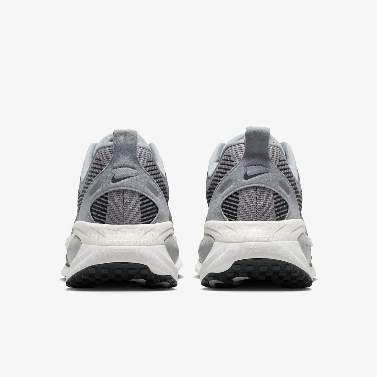 NIKE Patike Vomero 18 