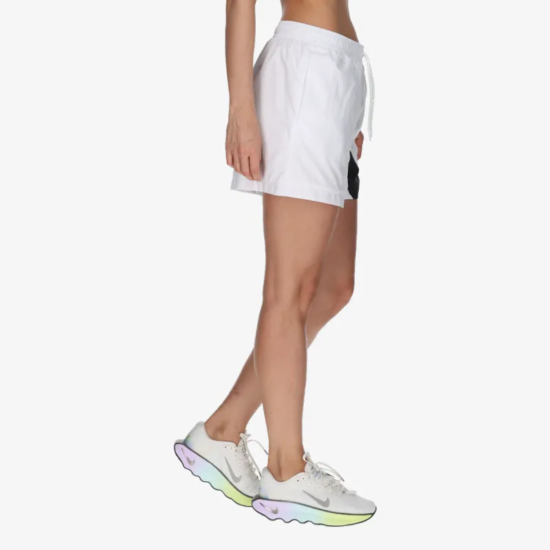 NIKE Šorc Run Defy