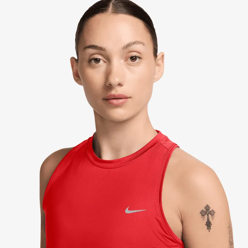 NIKE Majica Swift 