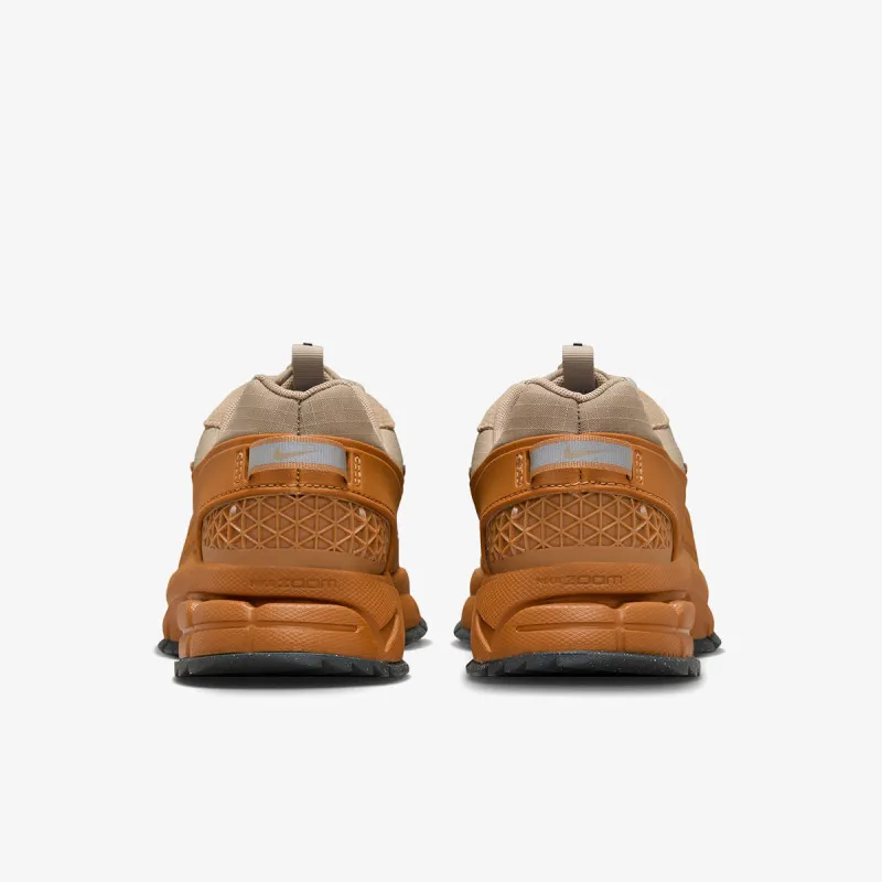 NIKE Patike W NIKE ZOOM VOMERO ROAM