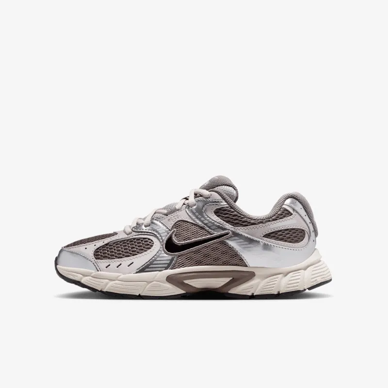 NIKE Patike NIKE V5 RNR (GS)