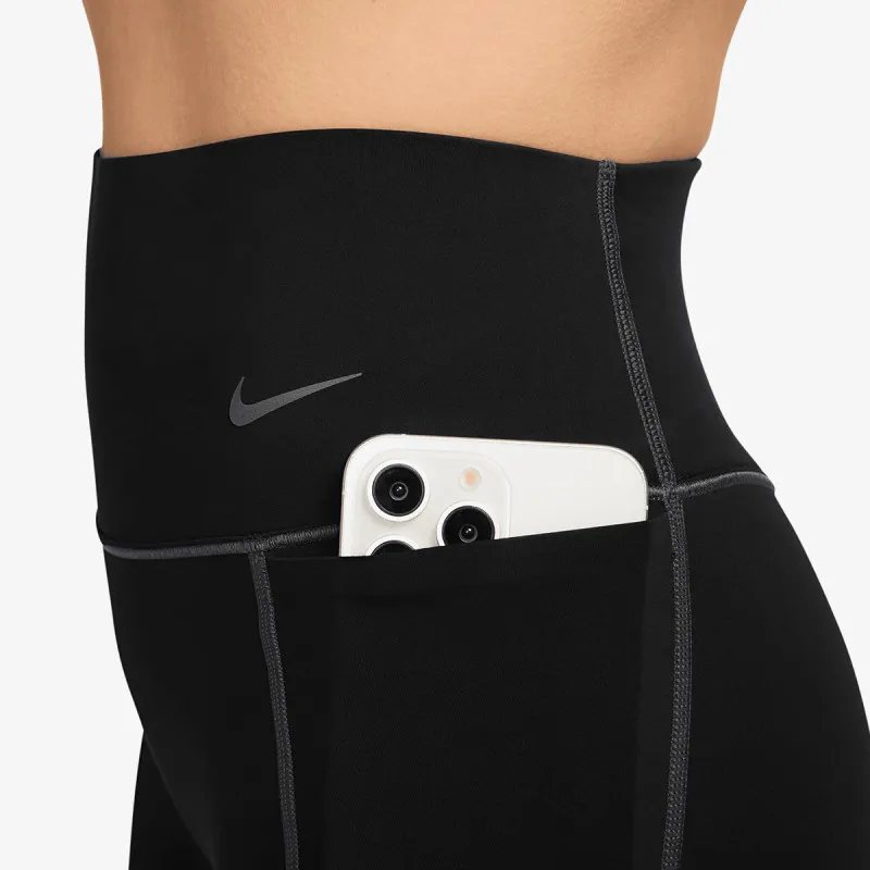 NIKE Helanke Universa