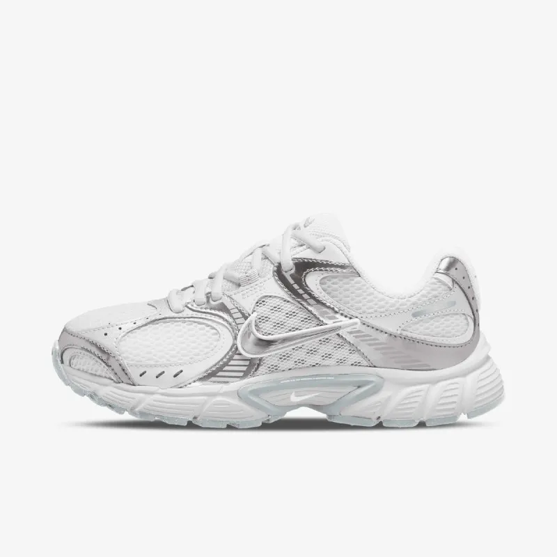 NIKE Patike V5 RNR 