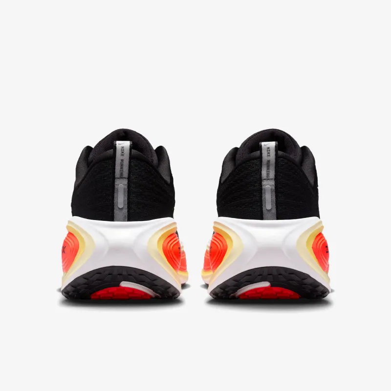 NIKE Patike Vomero Plus 