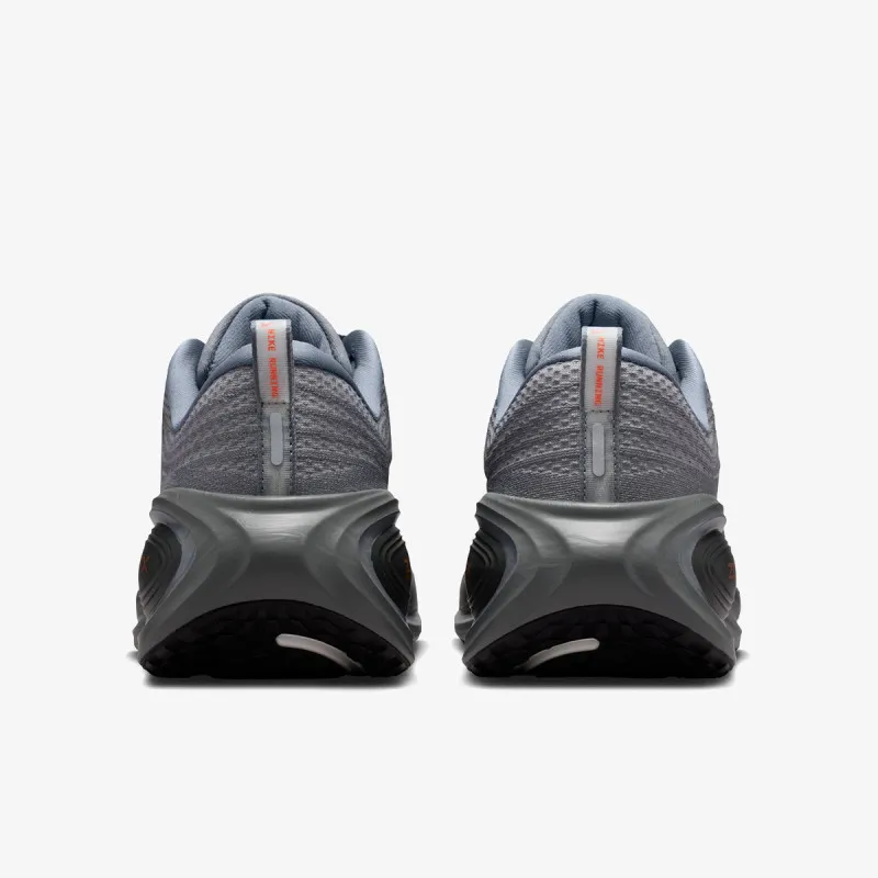 NIKE Patike Vomero Plus 