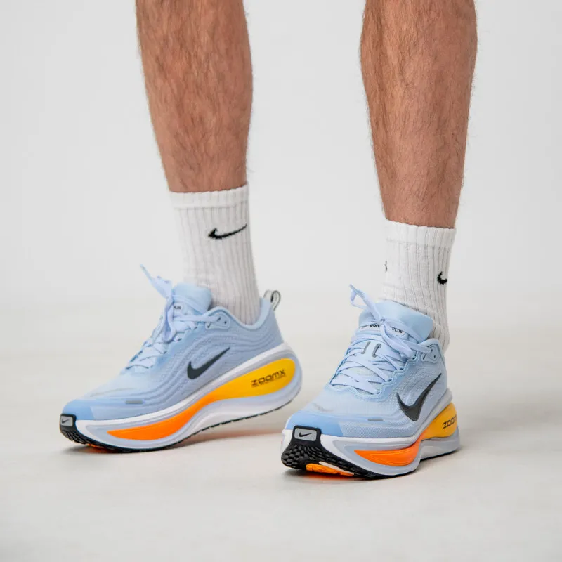 NIKE Patike Vomero Plus 