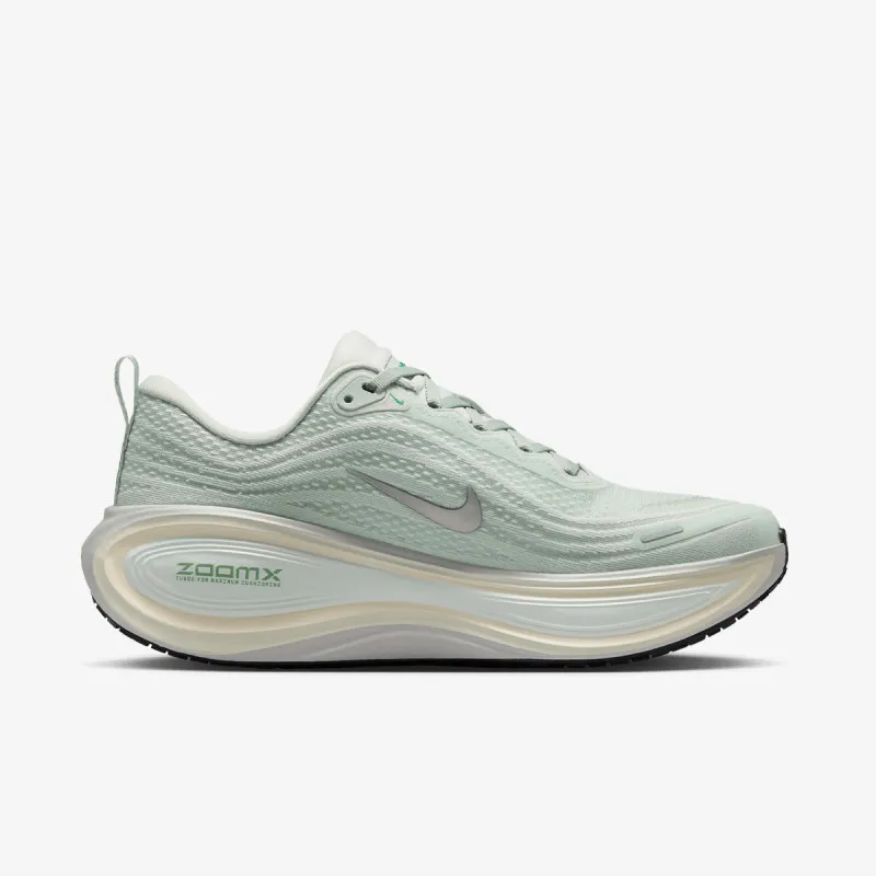 NIKE Patike Vomero Plus 