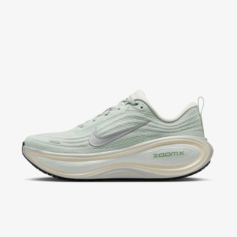 NIKE Patike Vomero Plus 