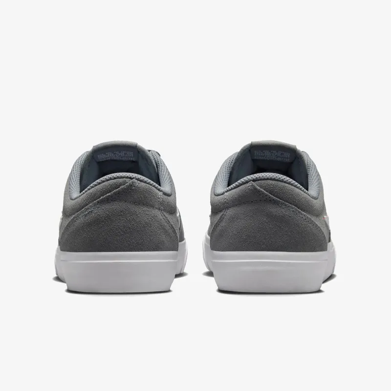 NIKE Patike Charge