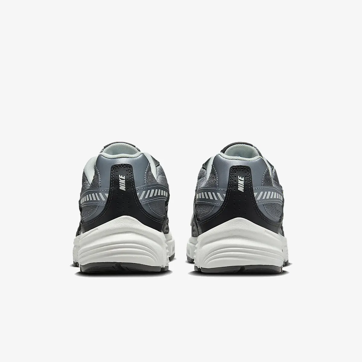 NIKE Patike Initiator