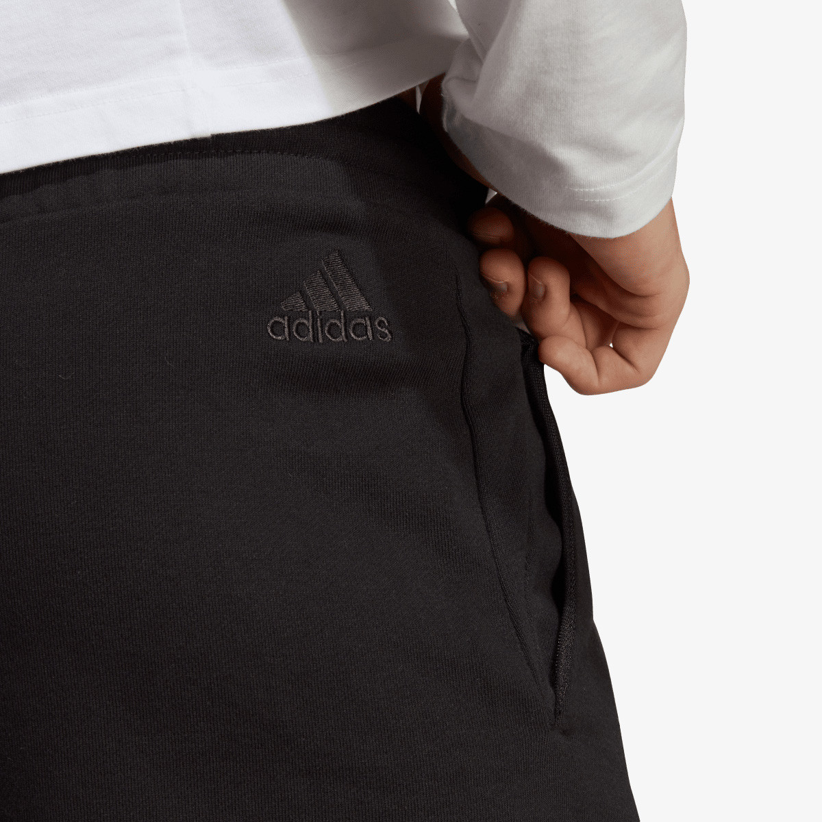 ADIDAS Šorc Essentials