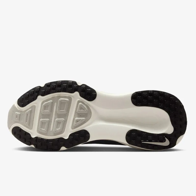 NIKE Patike Vomero 18 Wide 