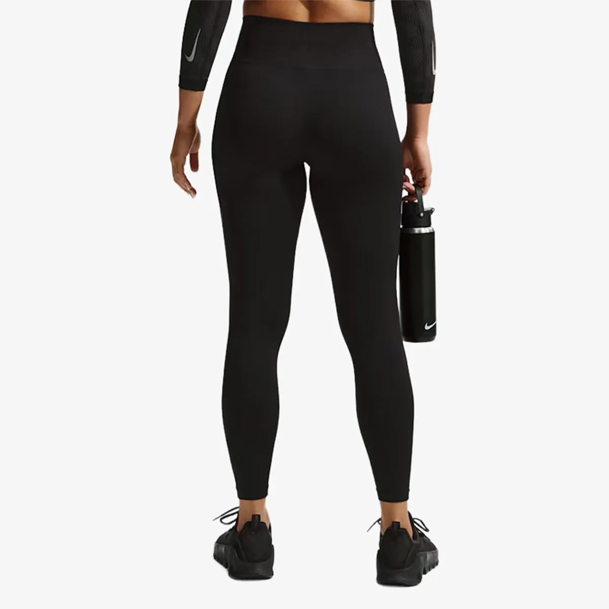 NIKE Helanke Pro 