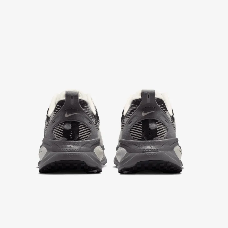 NIKE Patike Vomero 18 Se 