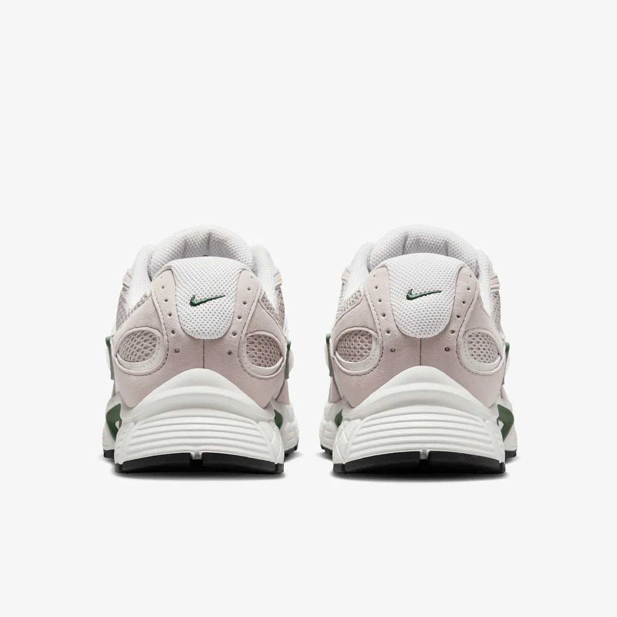 NIKE Patike NIKE V5 RNR SUEDE